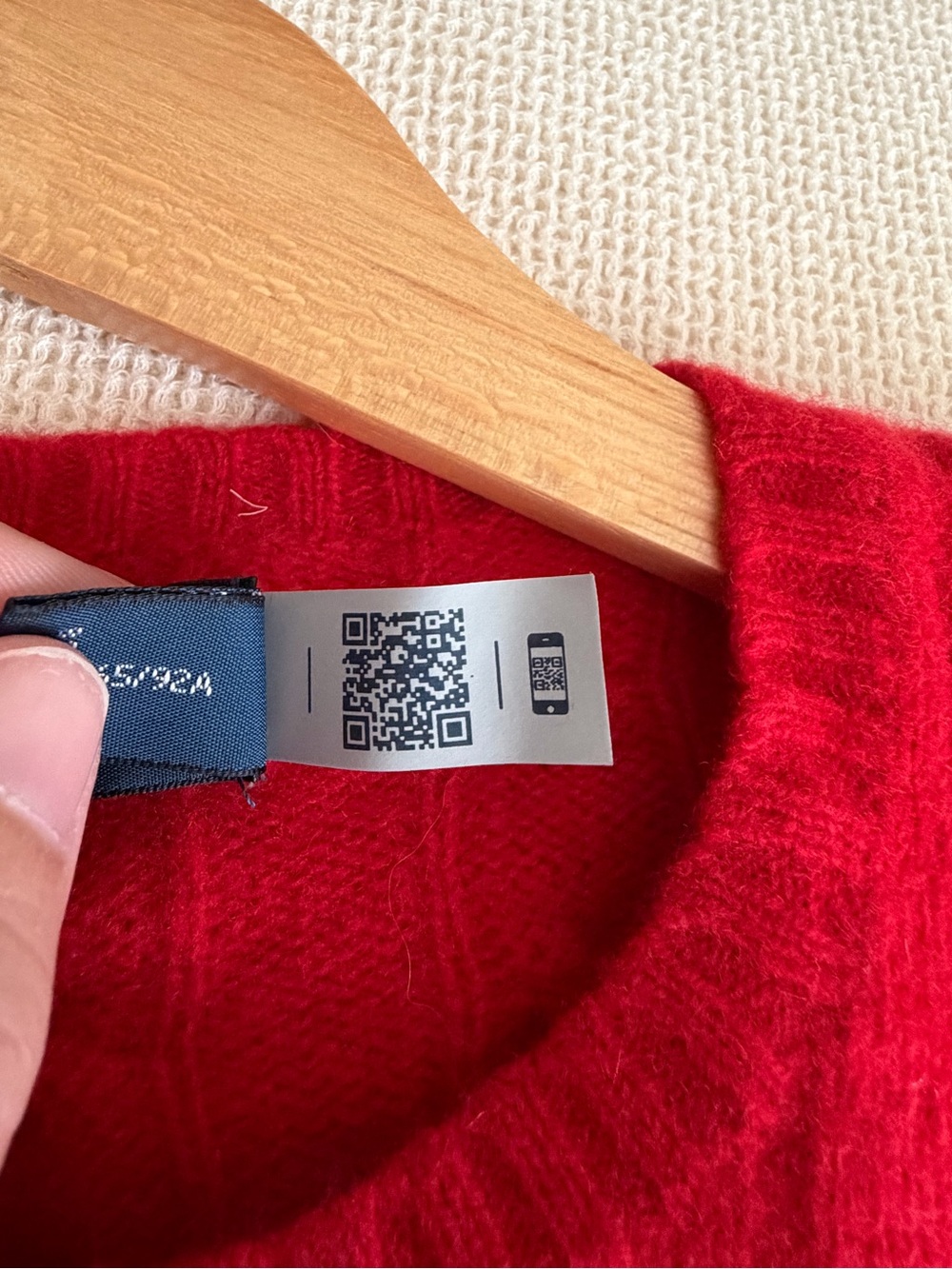 Ralph Lauren Cashmere Wool Blend Red Slim Cable-Knit Crew Sweater - Picture 7 of 9